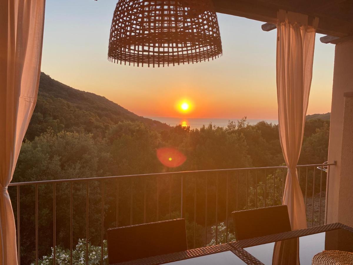 Villetta Ai Peri Nisporto Buitenkant foto